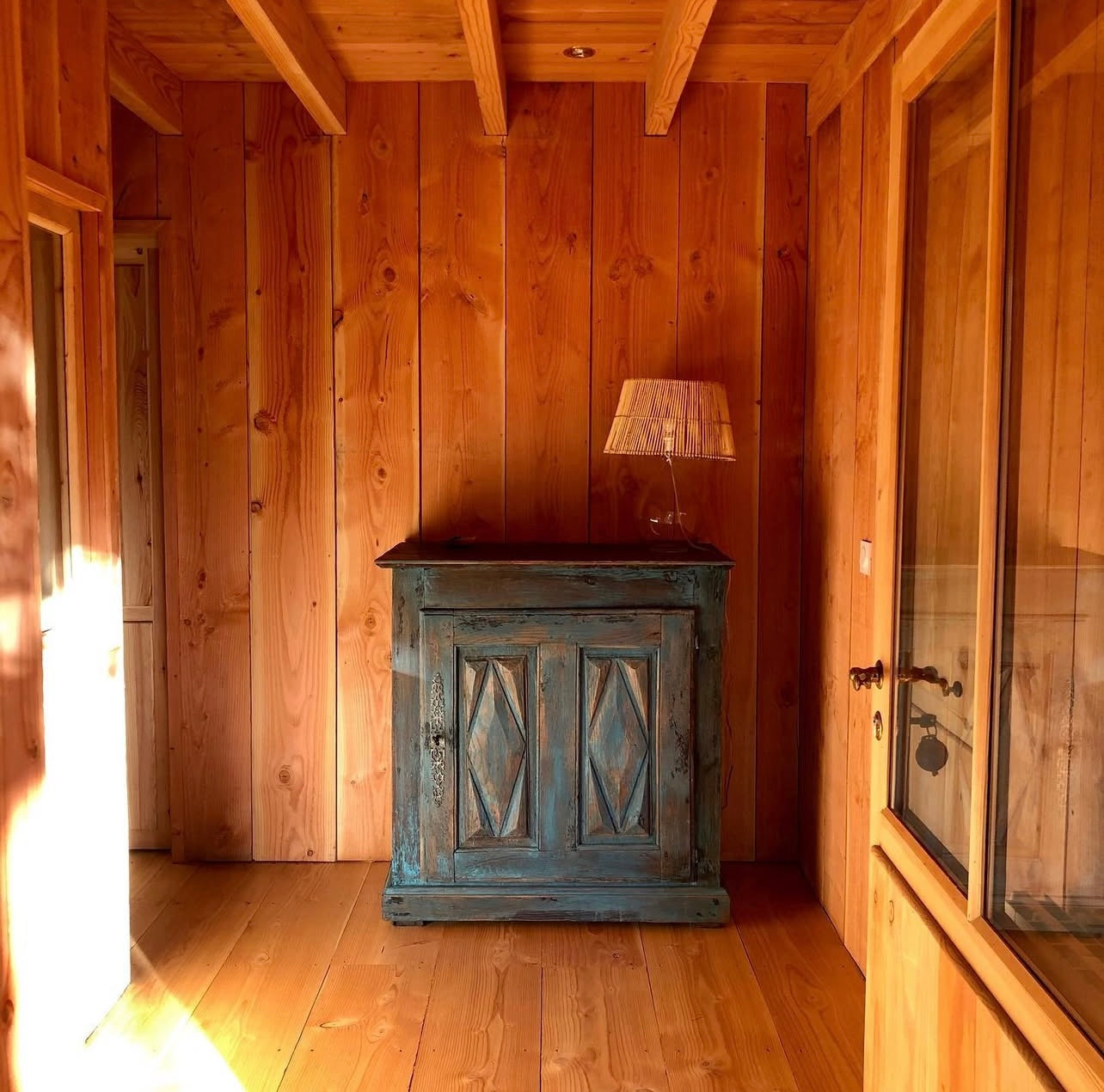 VENDU - Buffet des pinsons