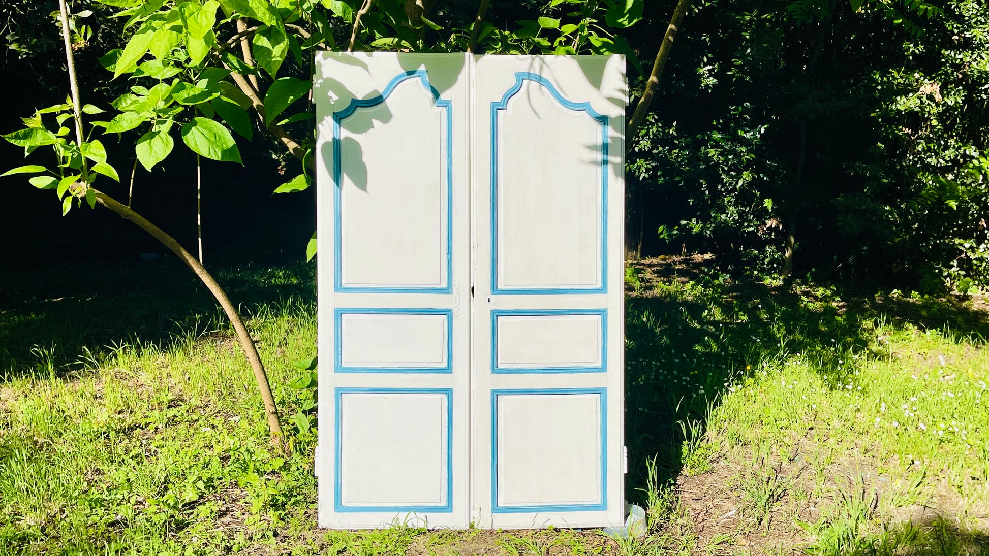 VENDU - Les Soeurs parosiennes (placard)