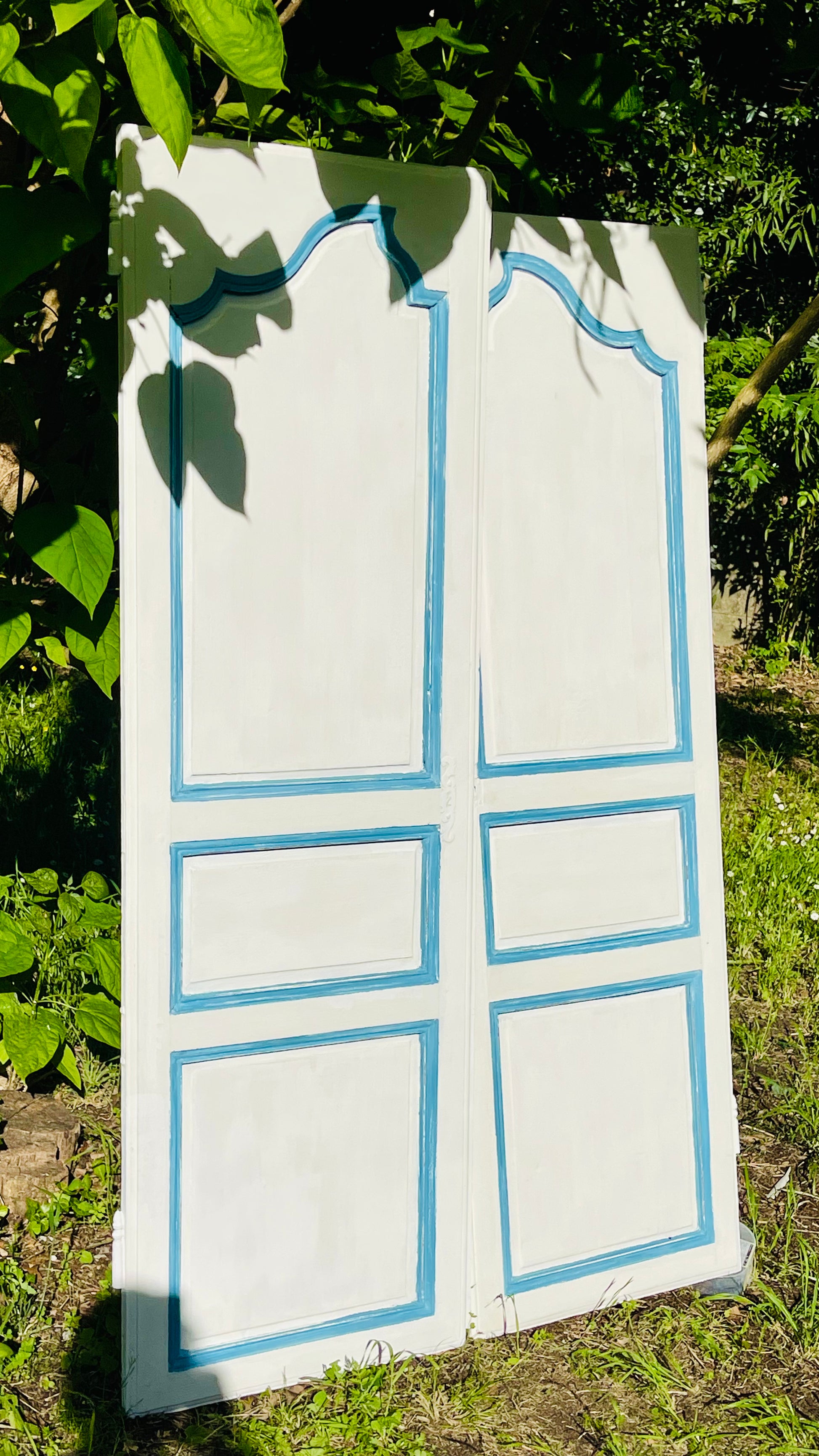 VENDU - Les Soeurs parosiennes (placard)