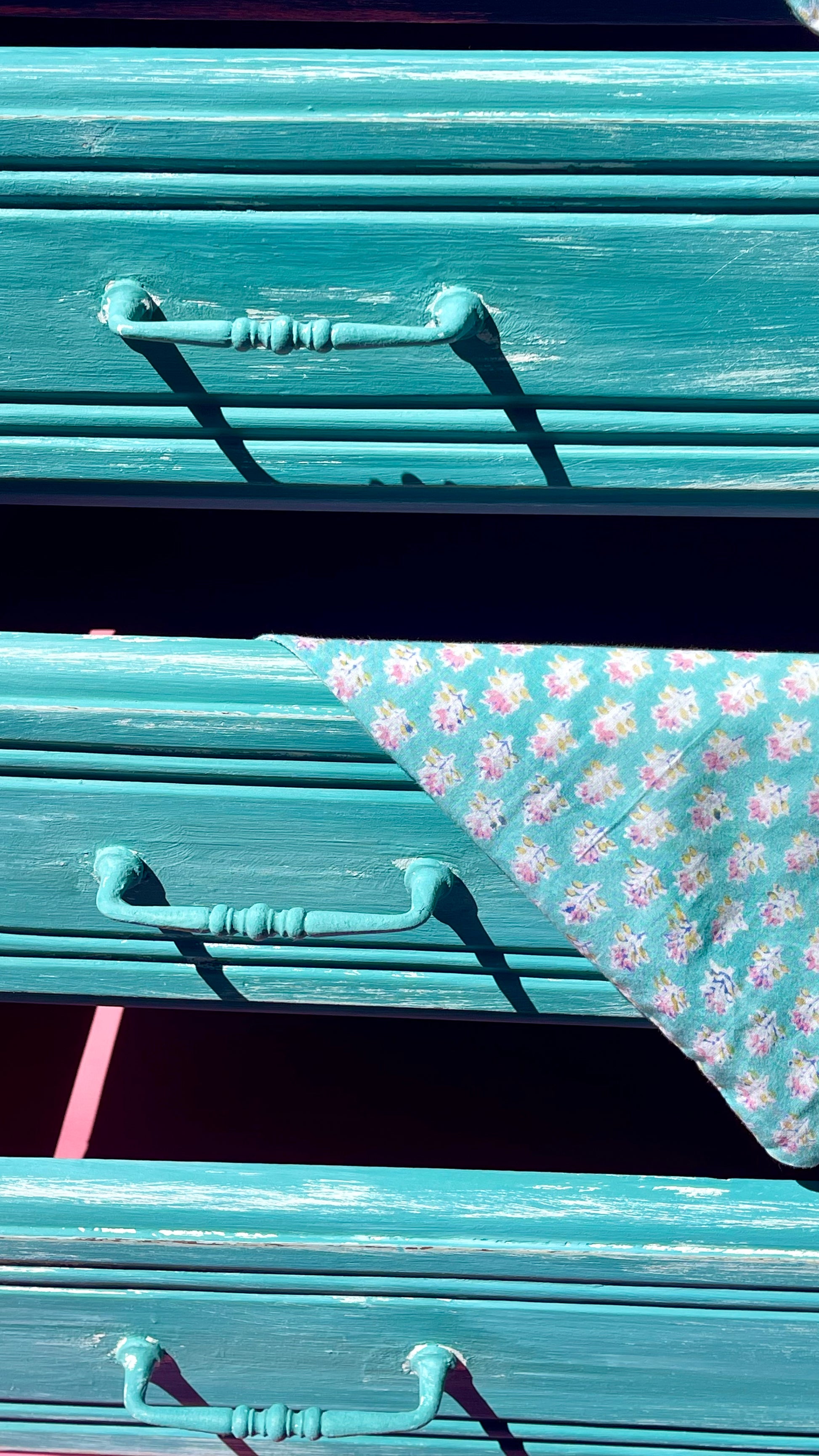 Commode Saint-Etienne-du-Grès