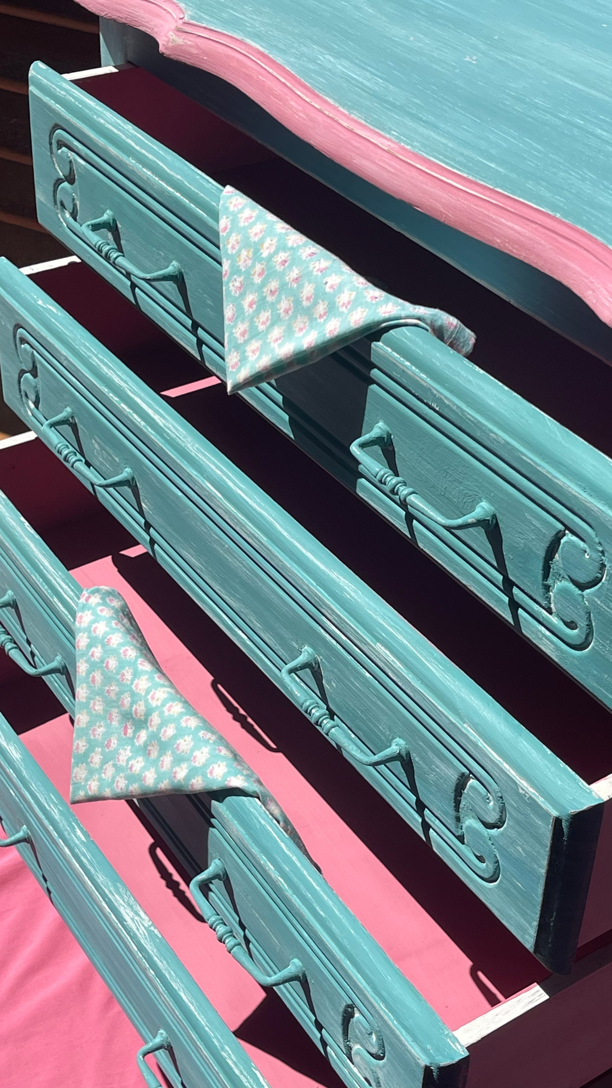 Commode Saint-Etienne-du-Grès