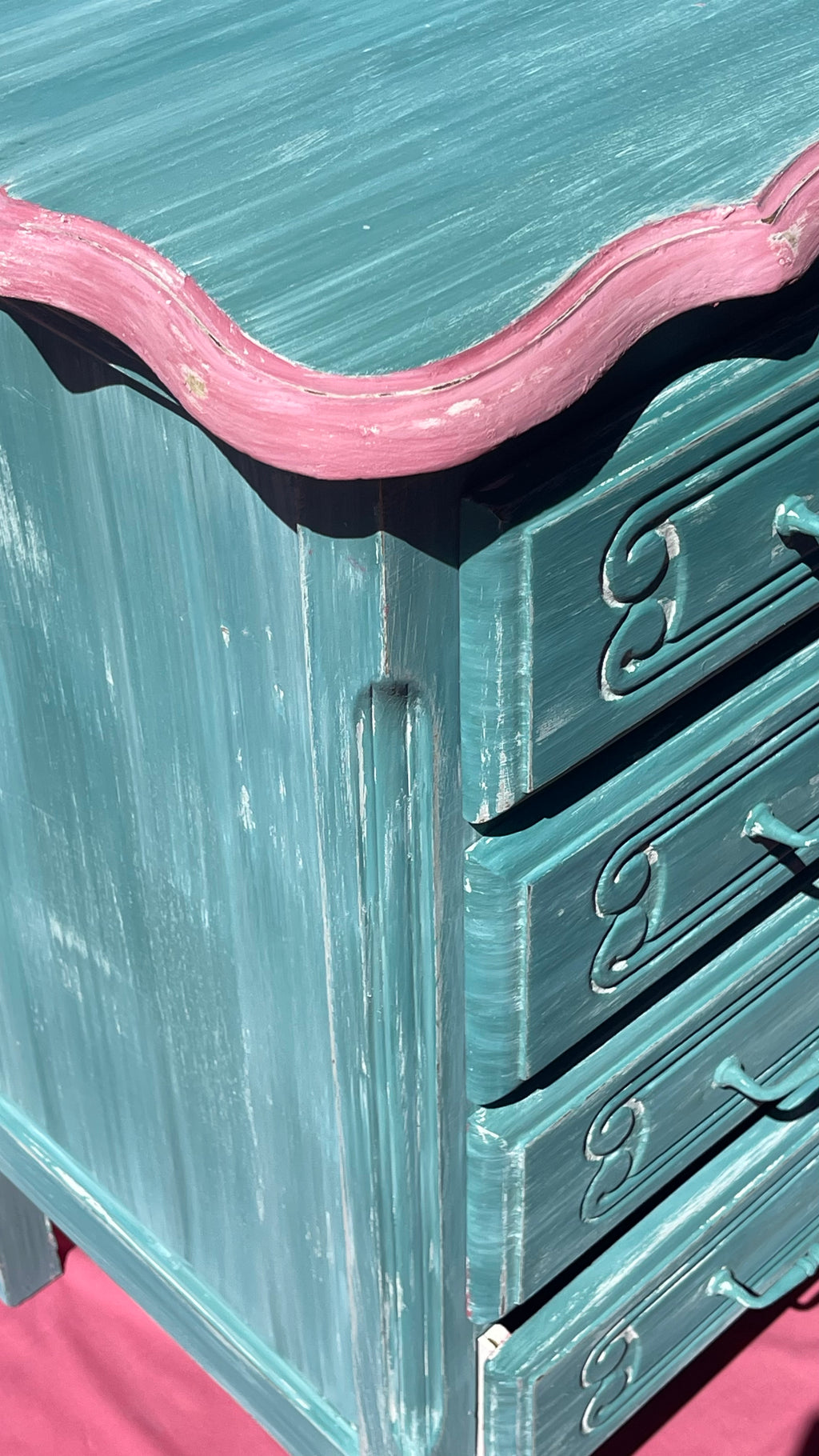 Commode Saint-Etienne-du-Grès