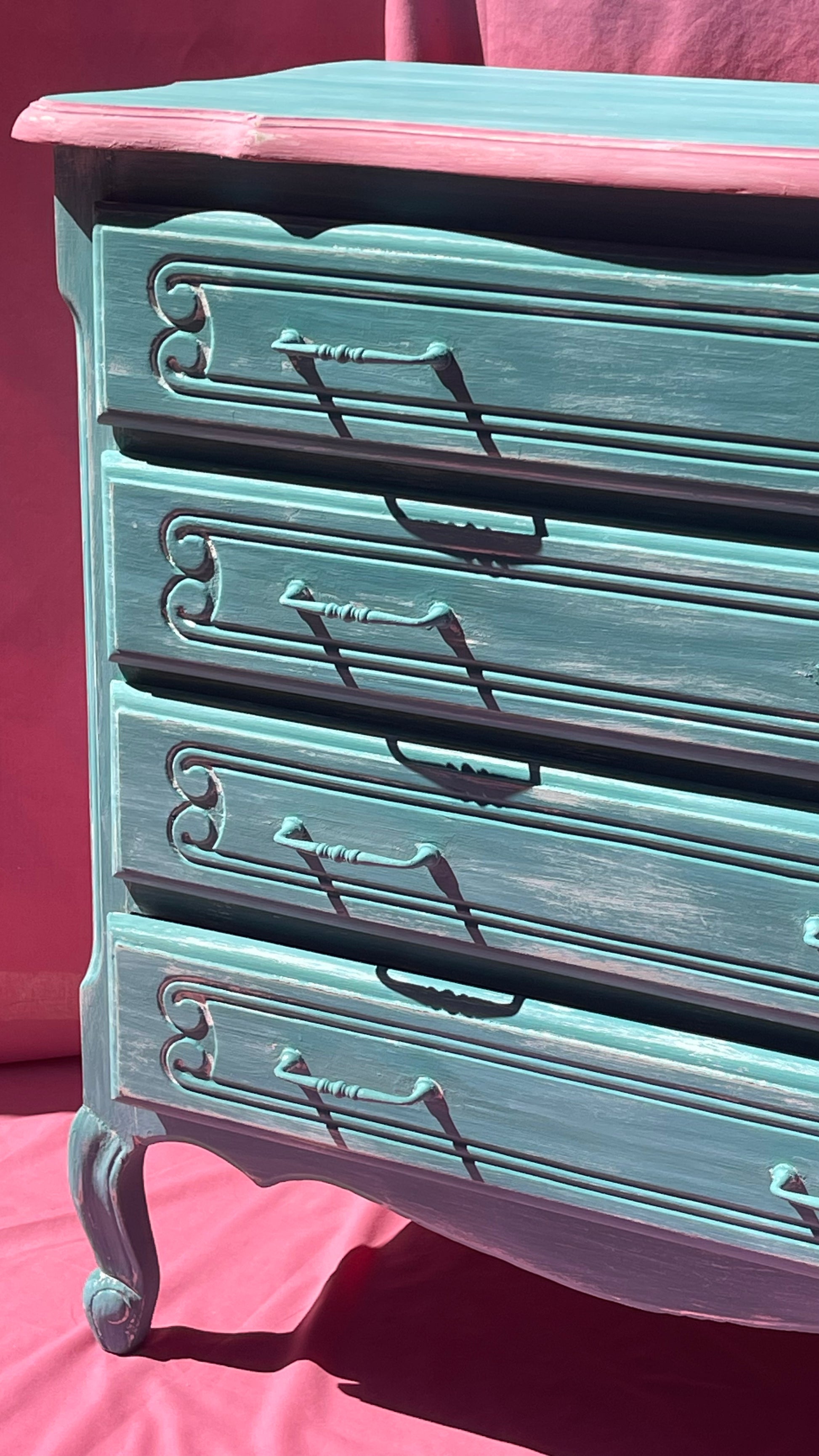 Commode Saint-Etienne-du-Grès